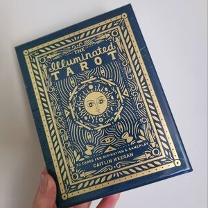 🆕️ the illuminated tarot • 53 cards by caitlin keegan